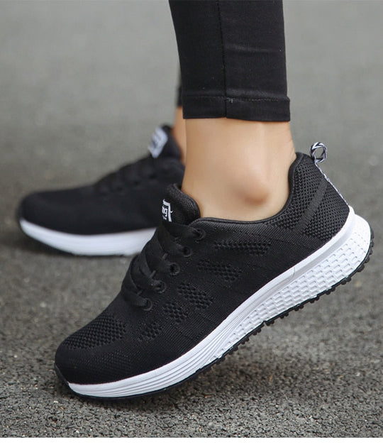 Women's Knit Mesh Lace-Up Sneakers Low Top Running Shoes