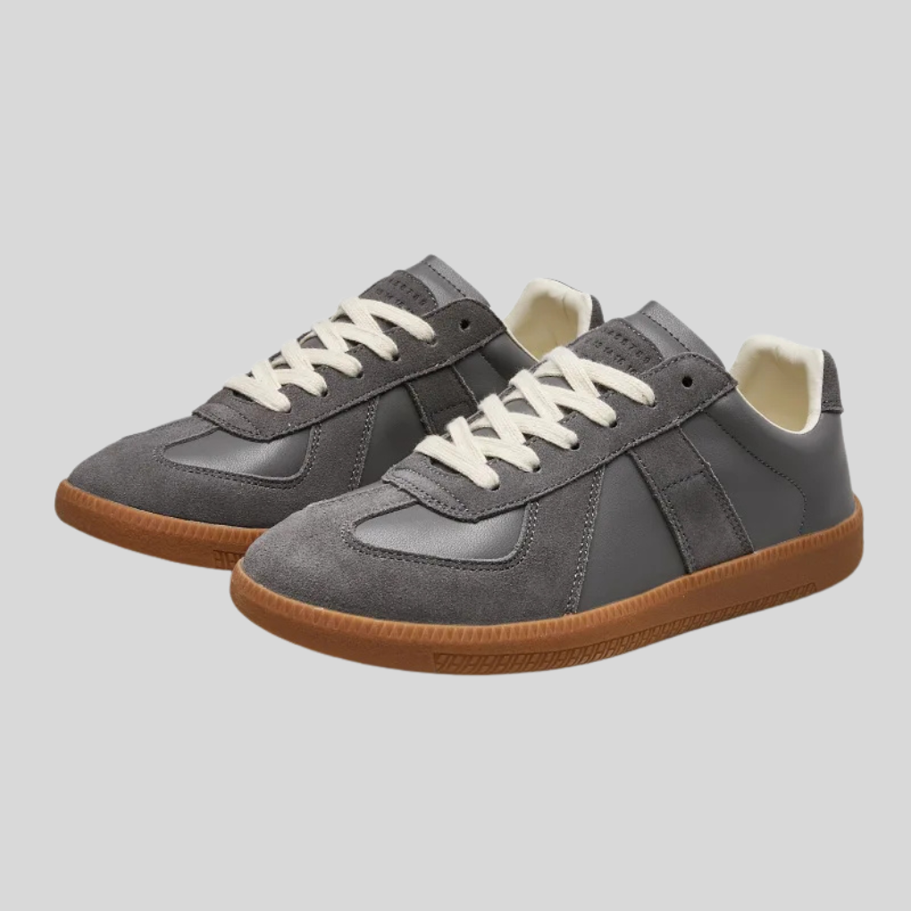 Women's Retro Low-Top Sneakers Leather Suede Panel Gum Sole